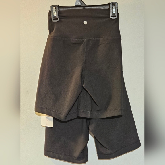 146- Yogalicious Black Women's Shorts - Picture 2 of 4